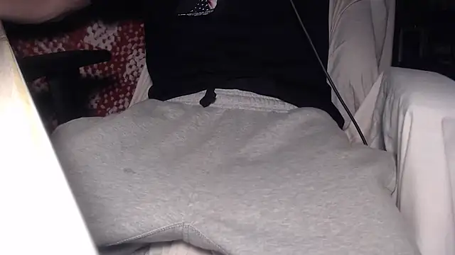 GreekDaddyNickOfficial online show from September 9, 2025, 8:18 pm