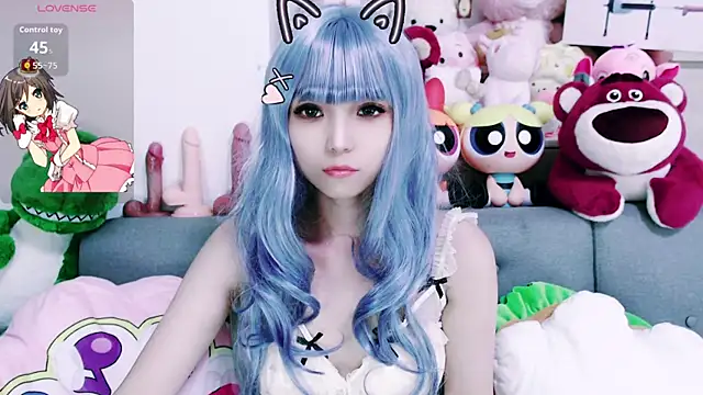 chenenna7 online show from September 22, 2025, 1:28 pm