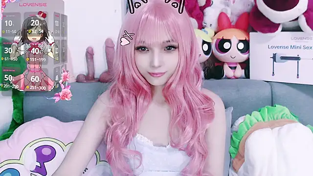 chenenna7 online show from November 5, 2025, 2:09 pm