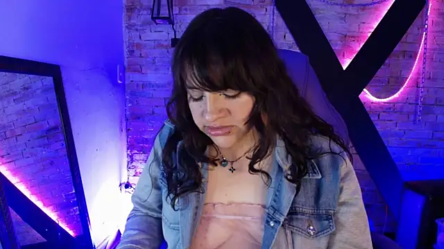 TaraTaylorr online show from March 22, 2025, 6:00 am