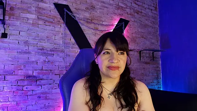 TaraTaylorr online show from March 14, 2025, 5:05 am