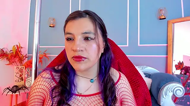 Snapshot of TaraTaylorr chatting on April 30, 2026, 3:02 am TaraTaylorr online show from April 30, 2026, 3:02 am