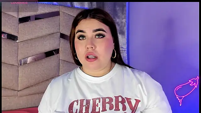 Snapshot of MadissonLee__ chatting on February 3, 2026, 10:15 pm MadissonLee online show from February 3, 2026, 10:15 pm