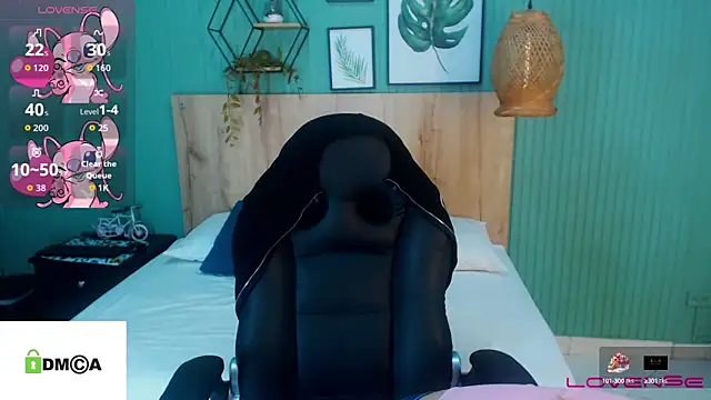 yessila parker online show from September 19, 2025, 1:53 am