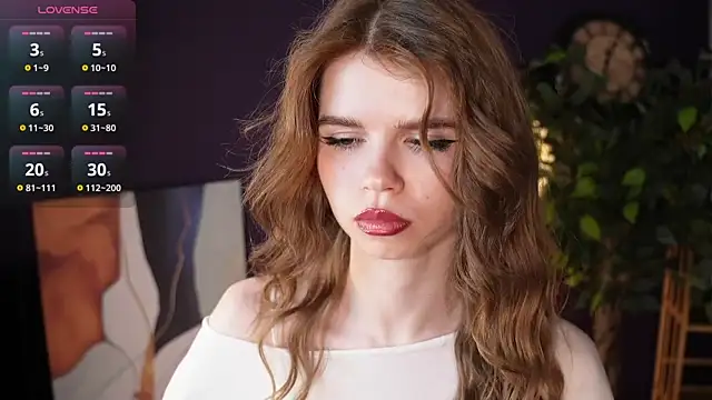 AmityDilley online show from October 7, 2025, 3:51 am