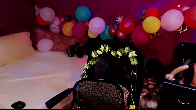 Snapshot of AndreeaJJ chatting on March 11, 2025, 8:42 pm AndreeaJJ online show from March 11, 2025, 8:42 pm