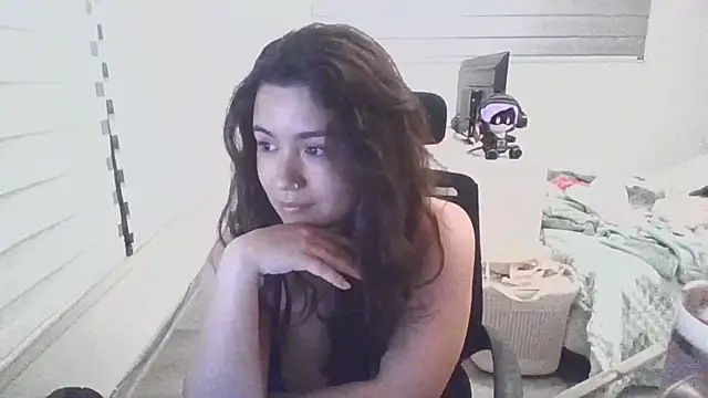 Piolapk online show from October 27, 2025, 2:34 am