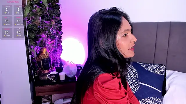 Fernanda liie  online show from February 21, 2026, 1:13 pm