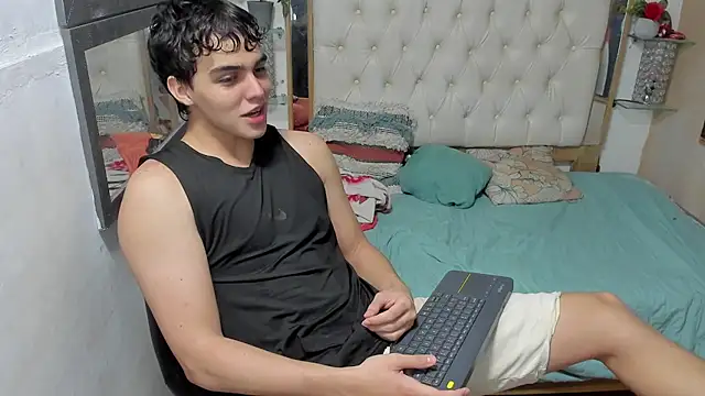 heiker  online show from October 14, 2025, 4:13 am