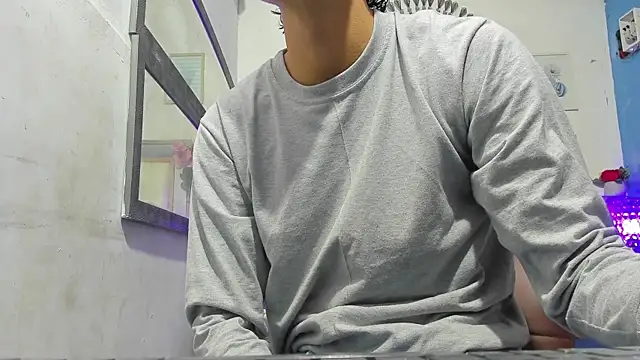 heiker  online show from March 21, 2025, 2:18 am