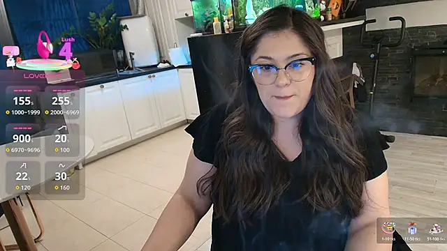 Layla- online show from March 29, 2026, 10:22 pm