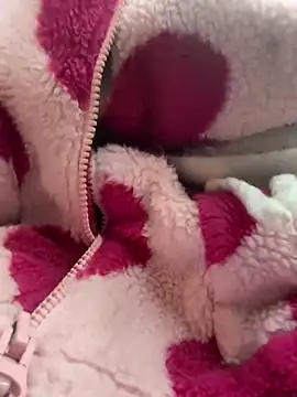 melicious  online show from March 14, 2025, 7:23 pm