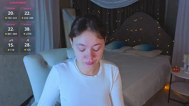 meow mellie online show from November 18, 2025, 1:21 am