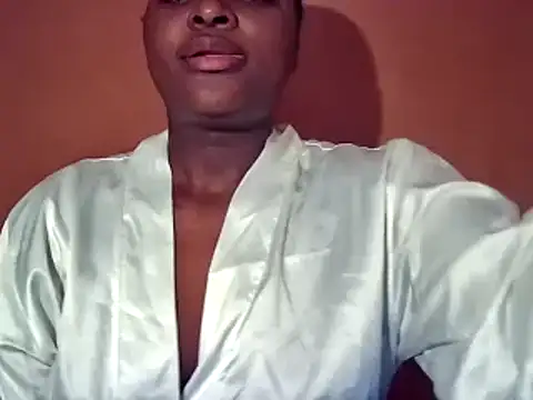 sexyhips2001 online show from September 14, 2025, 11:38 pm