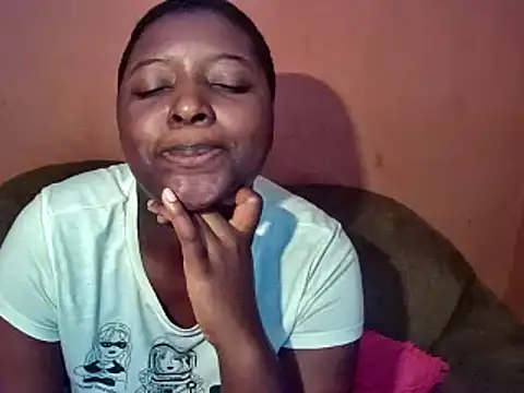 sexyhips2001 online show from March 8, 2025, 3:24 pm