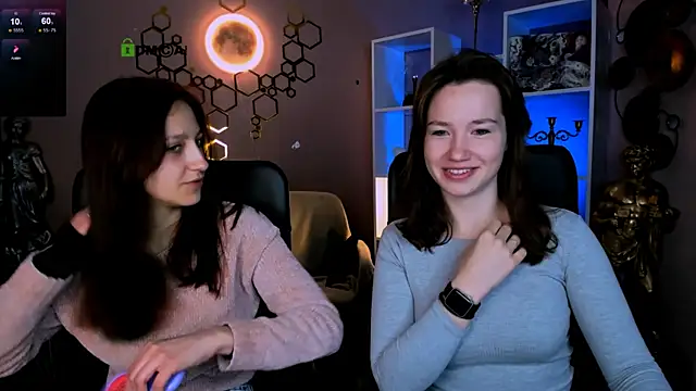 Snapshot of helli_belli chatting on November 23, 2025, 8:08 pm helli belli online show from November 23, 2025, 8:08 pm