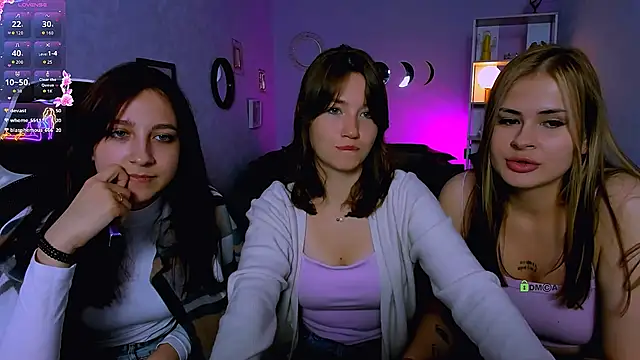 Snapshot of helli_belli chatting on September 16, 2025, 7:48 pm helli belli online show from September 16, 2025, 7:48 pm