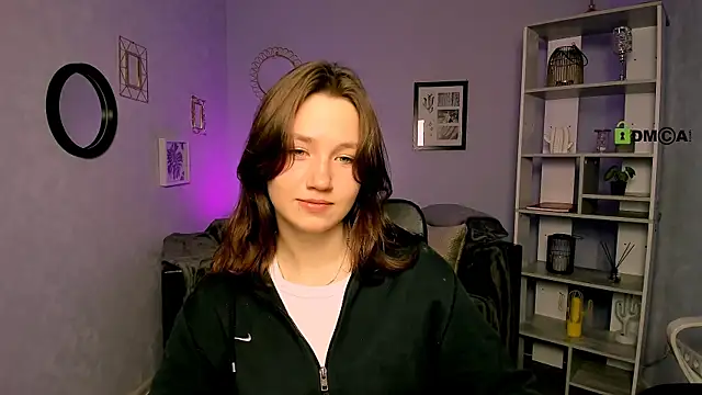 Snapshot of helli_belli chatting on March 12, 2025, 8:09 pm helli belli online show from March 12, 2025, 8:09 pm