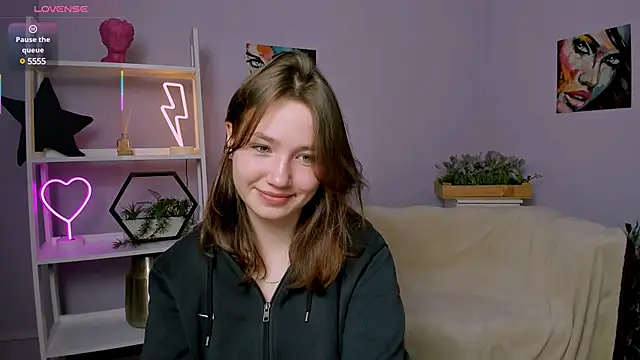 Snapshot of helli_belli chatting on March 22, 2025, 9:10 pm helli belli online show from March 22, 2025, 9:10 pm