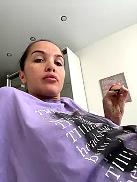 Beverly Hilll online show from September 14, 2025, 2:06 pm