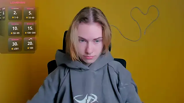 Fiona Night online show from December 20, 2025, 6:38 am