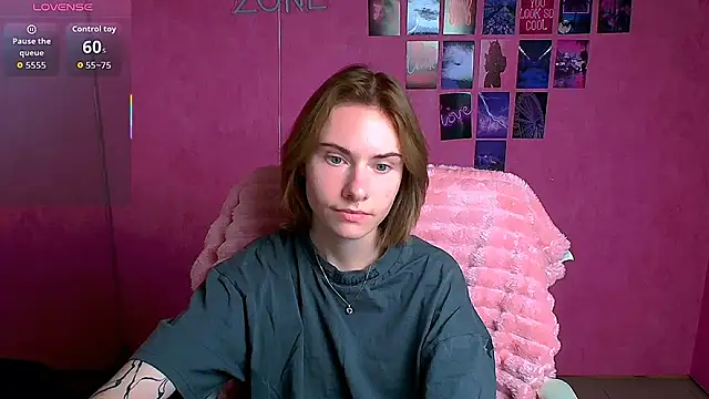 Snapshot of Fiona_Night chatting on November 23, 2025, 6:34 am Fiona Night online show from November 23, 2025, 6:34 am