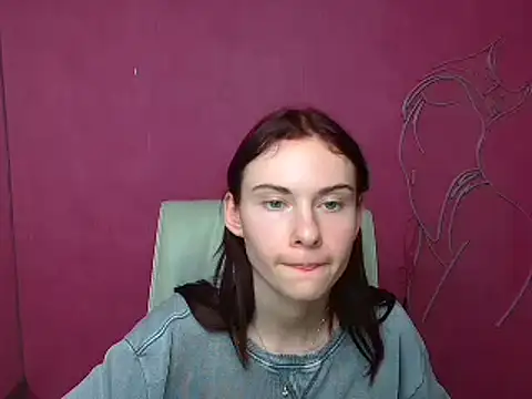 Snapshot of Fiona_Night chatting on March 12, 2025, 12:15 pm Fiona Night online show from March 12, 2025, 12:15 pm