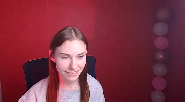 Snapshot of Fiona_Night chatting on March 3, 2025, 4:26 pm Fiona Night online show from March 3, 2025, 4:26 pm