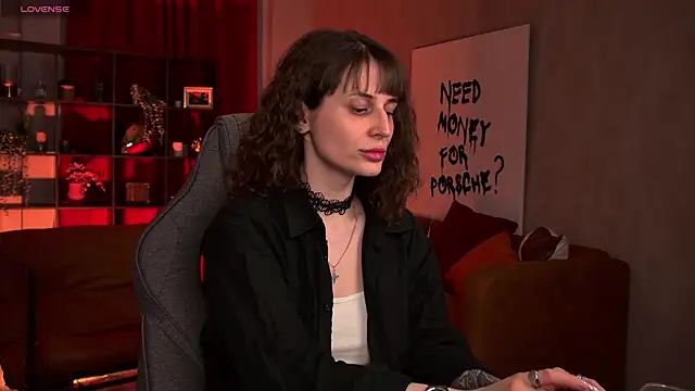 OliviaMcClean online show from April 24, 2026, 6:43 pm