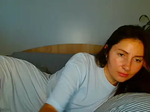 Snapshot of Irina9793 chatting on January 8, 2026, 11:27 am Irina9793 online show from January 8, 2026, 11:27 am