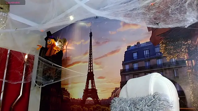 Gabi Prince online show from October 28, 2025, 7:35 pm