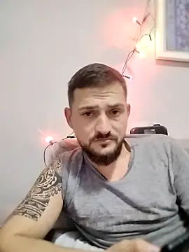 iurinicola online show from December 3, 2025, 10:20 pm