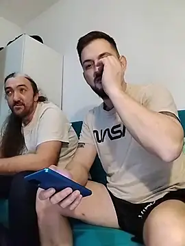 Snapshot of iurinicola chatting on February 14, 2026, 9:04 pm iurinicola online show from February 14, 2026, 9:04 pm