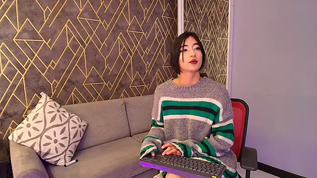 Tahara Romanov online show from March 10, 2025, 11:55 am