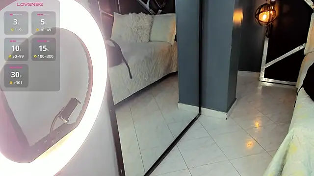 Melissa 23  online show from September 12, 2025, 10:26 am