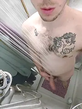 Cazzettostorto99 online show from March 3, 2025, 3:32 pm