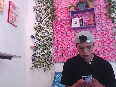 Snapshot of willians___0 chatting on October 31, 2025, 7:43 pm willians 0 online show from October 31, 2025, 7:43 pm