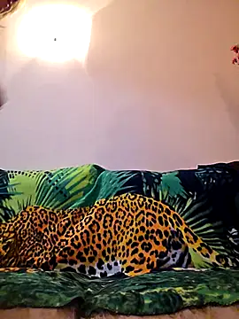 Melody73 online show from November 25, 2025, 10:32 pm