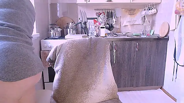 SoftLia online show from September 21, 2025, 5:34 am