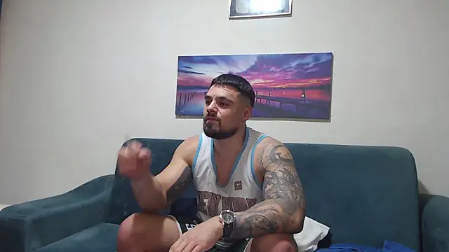 Tiberius hunk online show from December 5, 2025, 6:39 pm