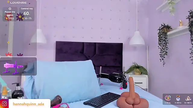 Hanaahquinn online show from November 7, 2025, 11:48 am