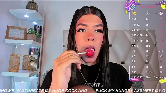 Snapshot of VeronicaSexx chatting on February 10, 2026, 5:17 am VeronicaSexx online show from February 10, 2026, 5:17 am