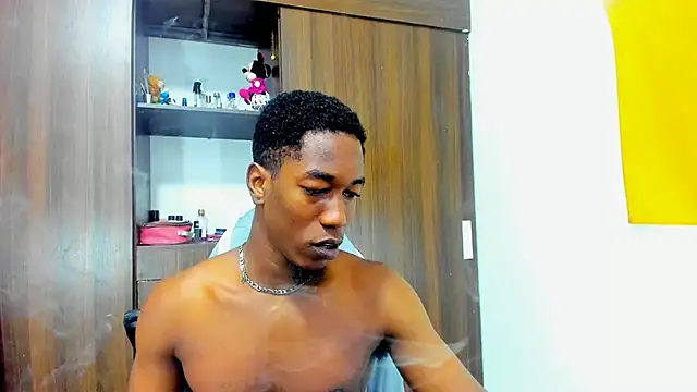 Snapshot of Dreamastercum_ chatting on September 10, 2025, 8:19 pm Dreamastercum online show from September 10, 2025, 8:19 pm