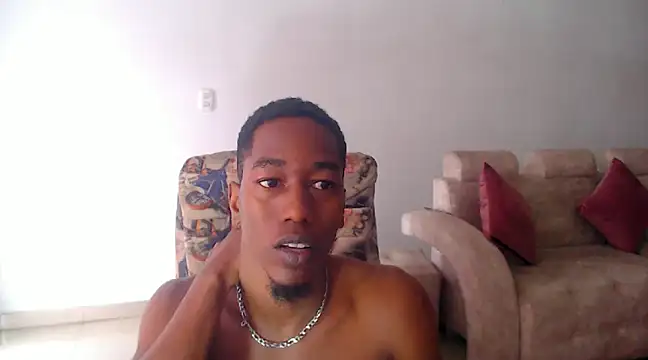 Snapshot of Dreamastercum_ chatting on March 21, 2025, 1:56 pm Dreamastercum online show from March 21, 2025, 1:56 pm