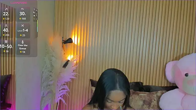 AlexiaAbbey online show from December 2, 2025, 7:15 pm