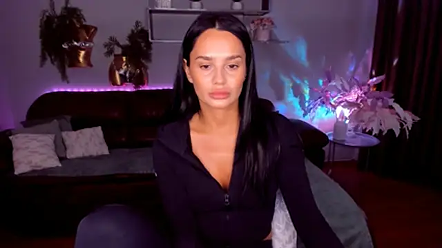 Snapshot of DanaSincere chatting on June 4, 2026, 4:06 am DanaSincere online show from June 4, 2026, 4:06 am