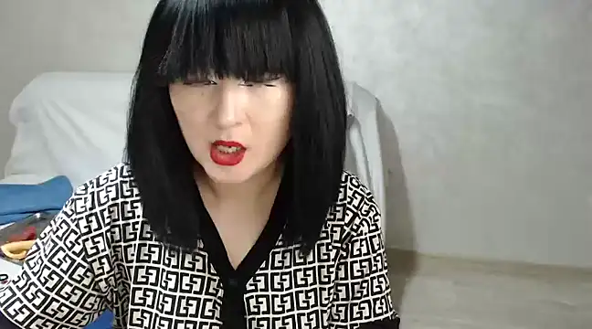 Sweet Yoon online show from December 2, 2024, 12:35 pm