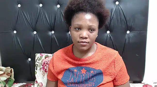 Beyoncex05 online show from March 11, 2025, 8:31 pm