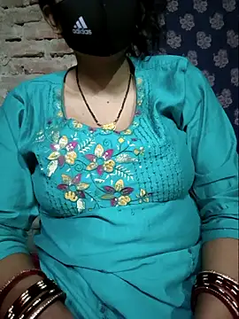 Snapshot of Sexyradha_ chatting on April 19, 2026, 6:10 pm Sexyradha online show from April 19, 2026, 6:10 pm