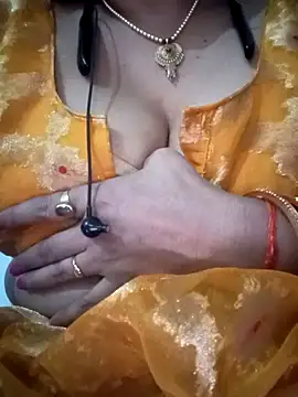 Neha-Bhabhi-Rasily online show from September 25, 2025, 3:34 am